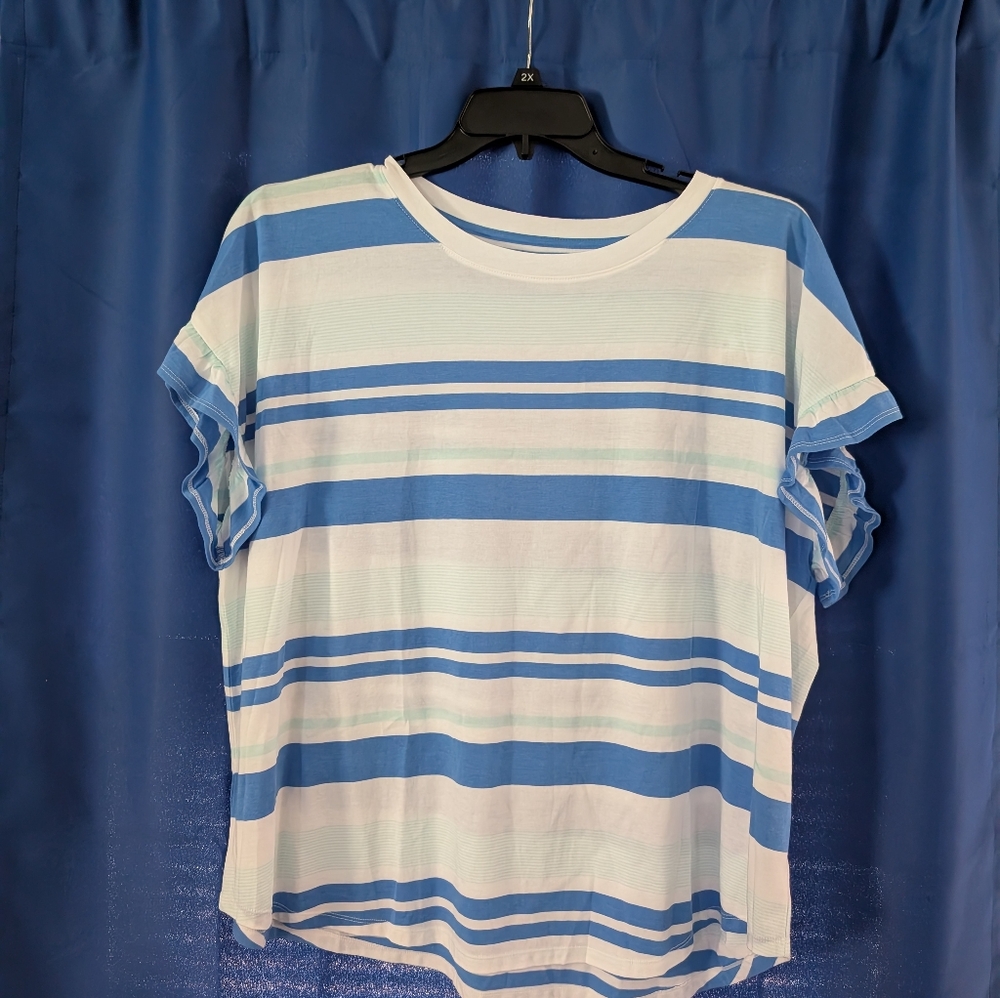 New Crown & ivy Blue and White Striped Short Sleeve Top
